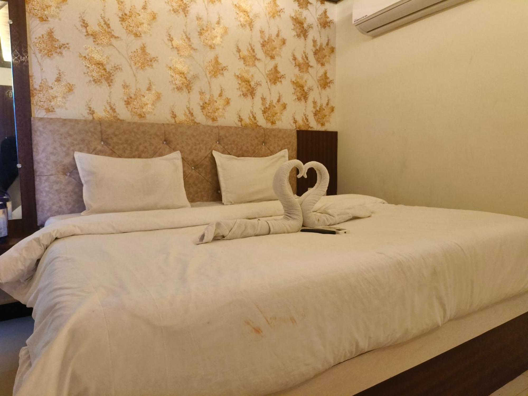 Hotel Jain Shree Ujjain Extérieur photo